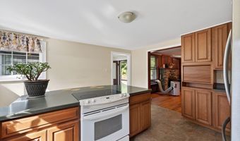 26 Tucker St, Glocester, RI 02814
