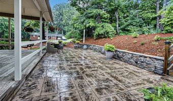 980 Redwood Dr, Asheboro, NC 27205