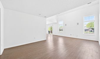 8040 Maple Stream Blvd, Indianapolis, IN 46217