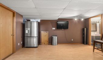 W3268 HEARTLAND Court, Appleton, WI 54915