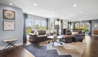 10 Roxbury Rd, Madison, WI 53704