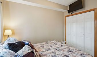 909 7th Ave SE 6, Altoona, IA 50009