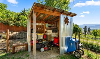 2140 N Valley View Rd, Ashland, OR 97520