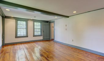 121 Sunset Ln, Berlin, CT 06037