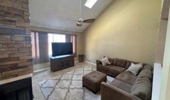 88 Nipmuc Trl C, North Providence, RI 02904