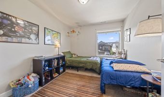 3523 NE Crystal Springs Dr, Bend, OR 97701