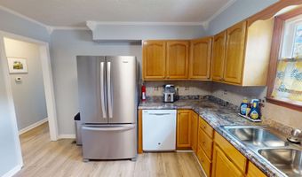 1712 Coffman St, Barboursville, WV 25504