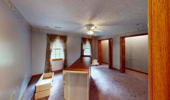 136 Lock Ln, Alum Creek, WV 25003