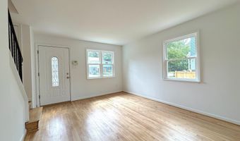5700 FENWICK Dr, Alexandria, VA 22303