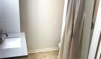 121 N Woodworth St, Algona, IA 50511