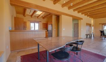 135 Los Rios Rd, Arroyo Hondo, NM 87513