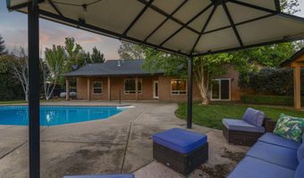 4750 Pheasant Dr, Anderson, CA 96007