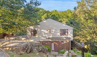32 Rocky Glen Rd, Danbury, CT 06810