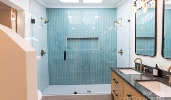 2 Shady Oak Ln, Arden, NC 28704