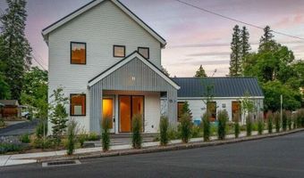 15 NW St Helens Pl # 1 & #2, Bend, OR 97703