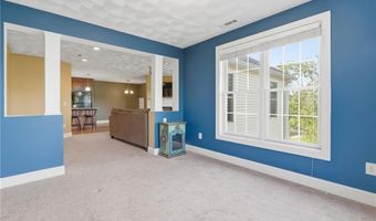 15 Saw Mill Dr 307, North Kingstown, RI 02852
