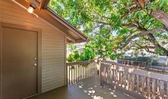 99-42 Kauhale St, Aiea, HI 96701
