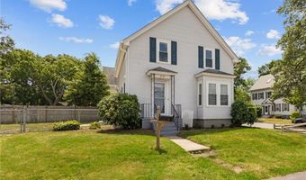 358 Pawtuxet Ave, Warwick, RI 02888