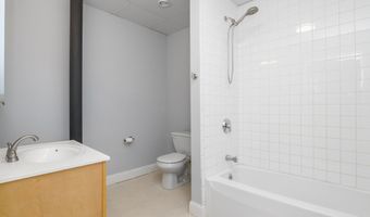 390 Charles St APT 216, Bridgeport, CT 06606
