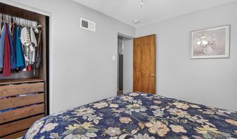 9541 Dulles Ct, Affton, MO 63123