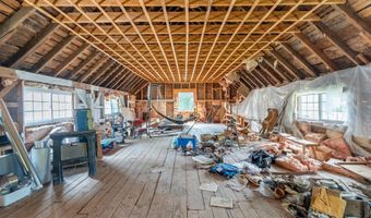 18 Oak Chapel Rd, Bridgewater, VT 05035