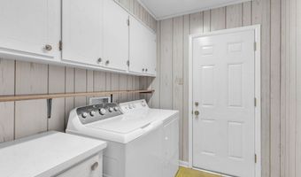 249 Auburn Dr, Alexander City, AL 35010