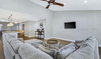 3 Lakeside Dr, Bluffton, SC 29910