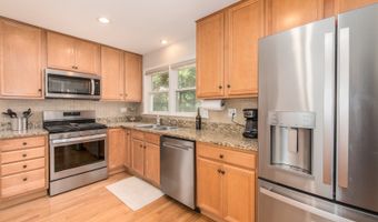 302 S Patton Ave, Arlington Heights, IL 60005