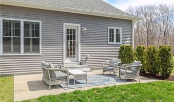 200 Wickford Ct, North Kingstown, RI 02852