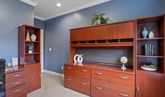 2 Starwood Xing, Andover, MA 01810