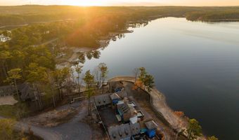 115 Luanne's Pt, Alexander City, AL 35010