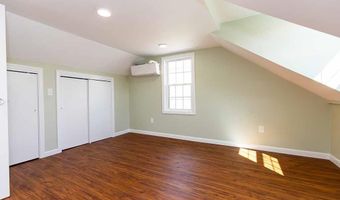 1301 Plainfield St, Johnston, RI 02919