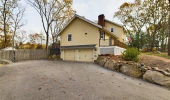 138 Spring Valley Dr, East Greenwich, RI 02818