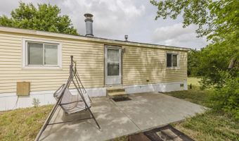 10582 Dennett Rd, Augusta, KS 67010