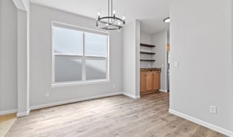 12800 JOYS Dr, Oregon City, OR 97045
