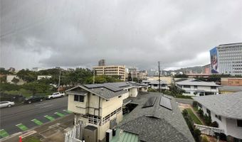 1122 Elm St 301, Honolulu, HI 96814