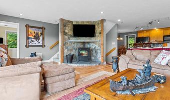 53 Ammonoosuc Dr, Bartlett, NH 03812