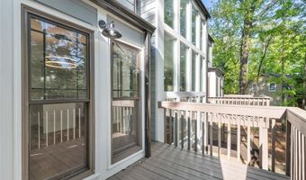 100 Little Ridge Rd, Berkeley Lake, GA 30096