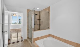 3330 NE 190th St 1611, Aventura, FL 33180