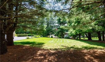38 Mark Dr, Lincoln, RI 02865