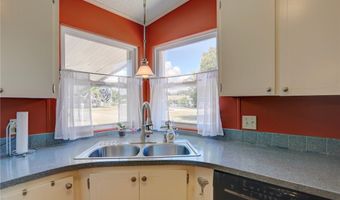 313 Avocado Dr, Barefoot Bay, FL 32976