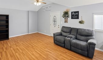 835 Chouteau Ave, Alton, IL 62002