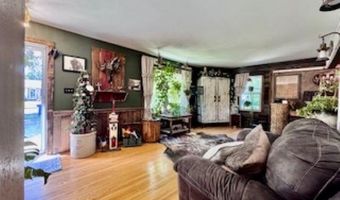 1118 PARKWAY Blvd, Appleton, WI 54914