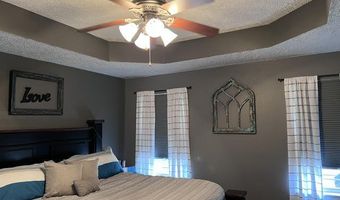 409 Brittany Ct, Aurora, MO 65605