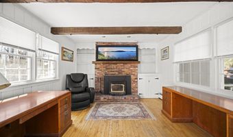 85 Lawton Rd, Canton, CT 06019