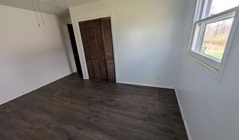 399 E Wilson Rd, Bloomfield, IN 47424