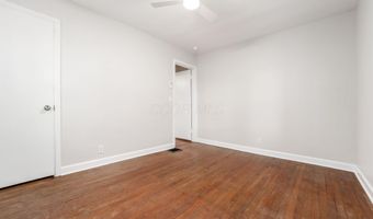 884 S Chesterfield Rd, Columbus, OH 43209