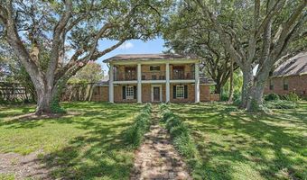 1456 Lakeridge Dr, Baton Rouge, LA 70802