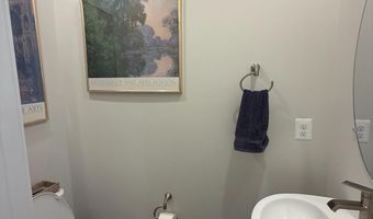 12441 OAK LEAF Ln 2, Berlin, MD 21811