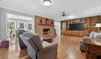 360 KELLY LYNN Dr, Anniston, AL 36207